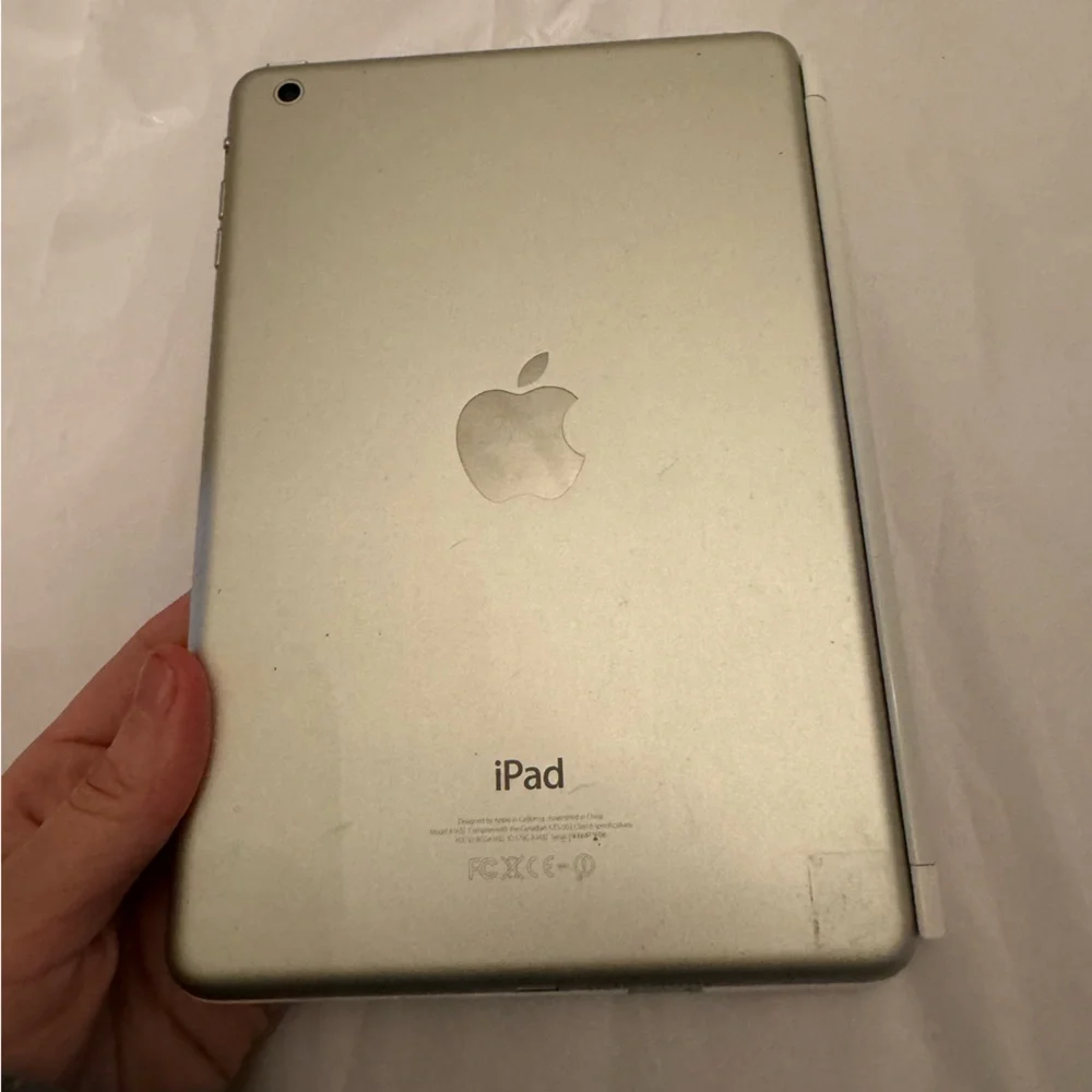 Locked 1st generation iPad